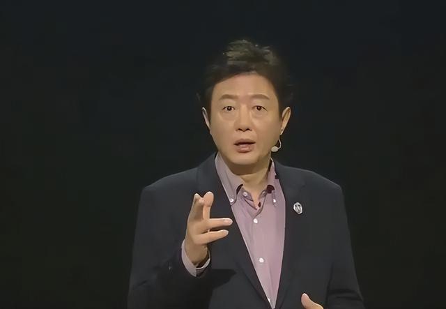 韩国教授警告：全世界只有韩国看不起中国，但中国眼里却没有韩国