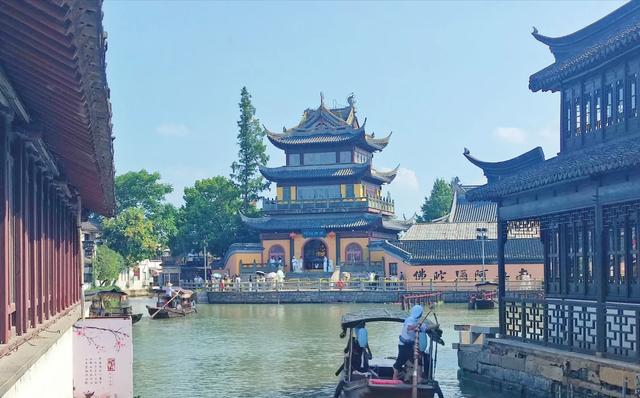 探秘“上海威尼斯”：千年古镇朱家角的独特魅力