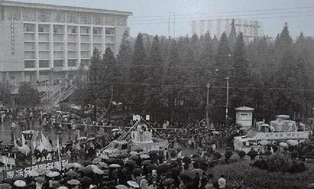 湖北襄阳市已撤销、更名和划出的12个行政区（如此之大）