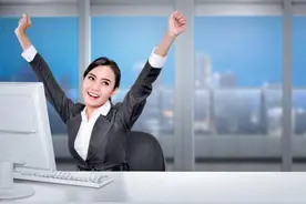 公司想增加工作量来逼迫你离职，三步走，轻松拿赔偿图片