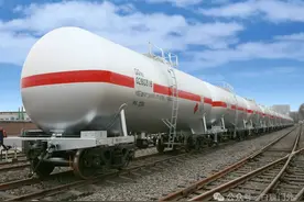 萝卜快跑和油罐车事件，你更关注哪一个？图片