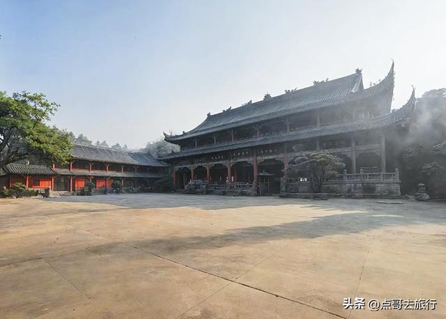 四川德阳最不可低估的寺庙，蕴含皇家气度，清幽静谧，公交直达！