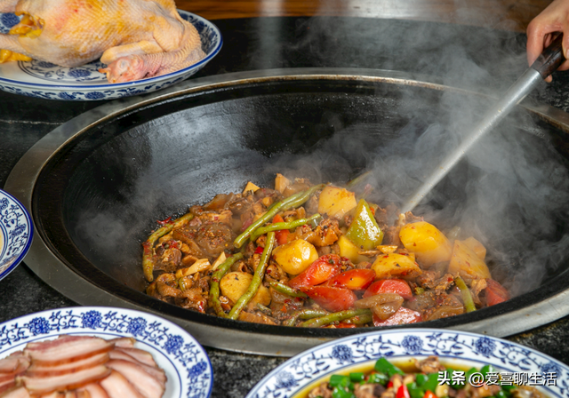 柴火鸡的制作方法和配料！鲜香入味特别好吃，手残党也能轻松驾驭