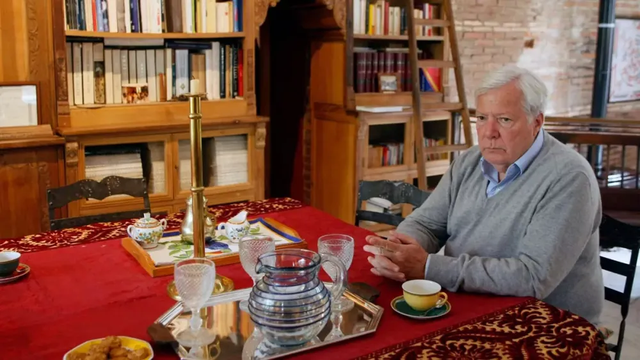 百亿身家一夜归零！爱马仕继承人被骗光百亿资产	，骗子竟离奇自杀