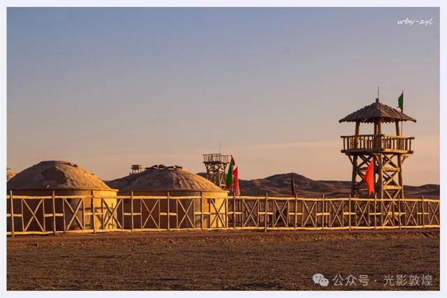 初冬的静谧让你与心中的阳关来一次沉浸式心灵之旅