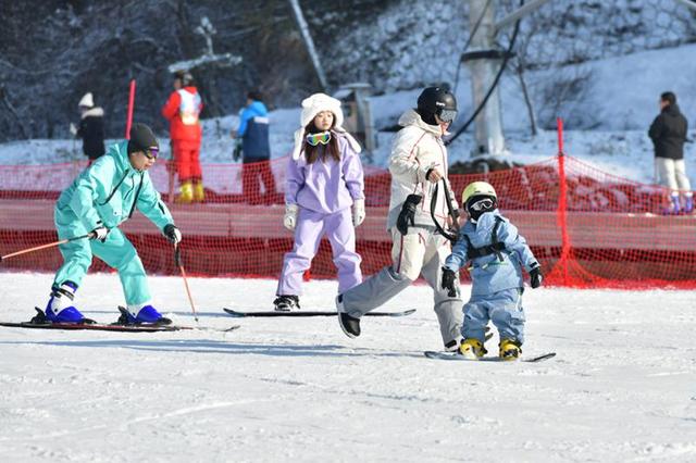 冰雪之上的发展脉搏：杭州巧用“水文章”激活冬日经济