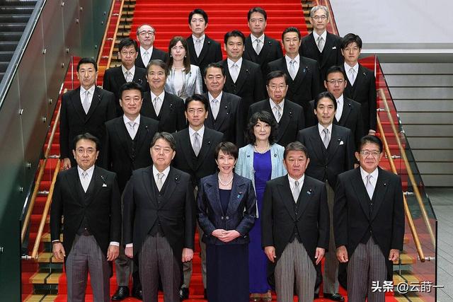 出大事了，轰炸机直逼东京，日本投票结果出来了，或迎首个核武器