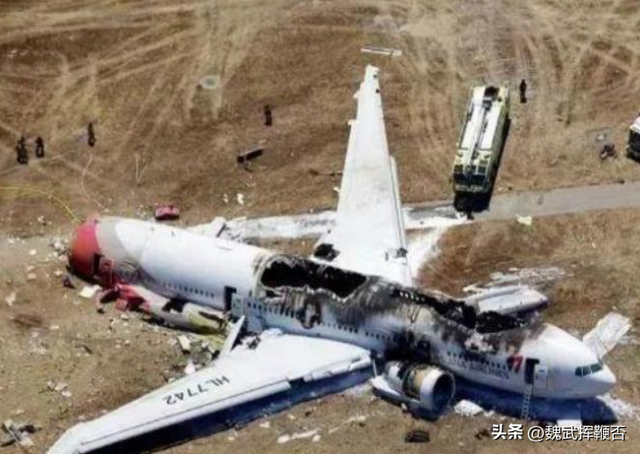 飞机起飞50秒坠毁，271人目睹自己死亡，美国伤亡最多空难事故