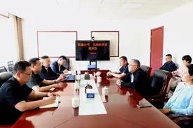 长治经开区与中国联通长治分公司举行工作座谈图片