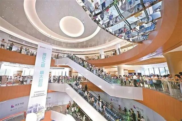 没有千年古城墙，却成30城民谣的“会客厅”，深圳凭什么？