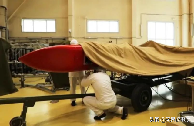 俄罗斯核武器新突破！轰炸机不造改搞导弹，1.4 万公里破拦截盲区