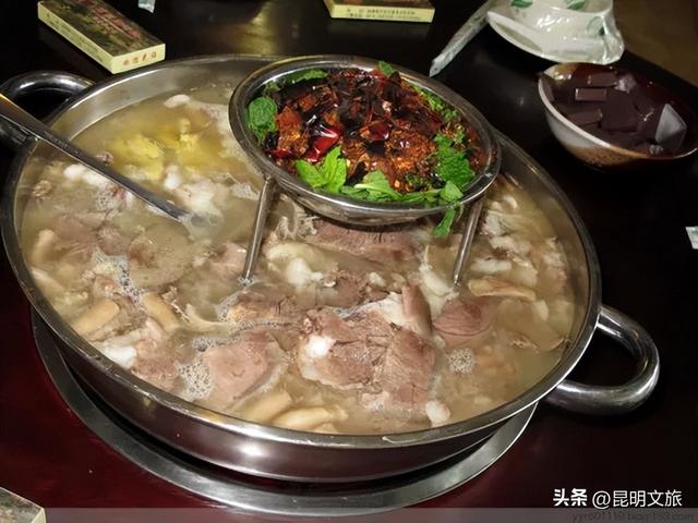 草原+蓝天，每一帧都是壁纸！昆明这个地方能给你的，是“阿勒泰”生活的100种可能！