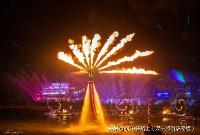 来汉中不看这个真的会后悔！《火神传奇》铁花火雨太炸了！