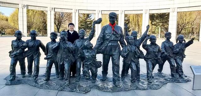 寻访雷锋滚烫足迹：一场叩击灵魂的精神朝圣​