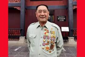 十年对越作战，军委共授予114人一级战斗英雄，其中排雷英雄三人图片