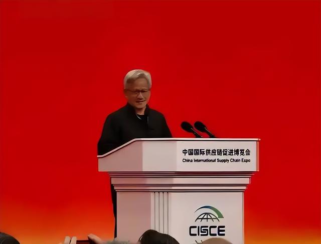 黄仁勋誓言不背锅，央视拆机打脸：信老板嘴硬，还是信央视显微镜