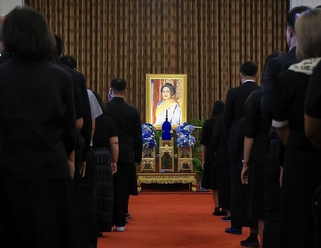 泰国“国母”逝世！一年的官方哀悼？想去旅游，这些指南一定要看