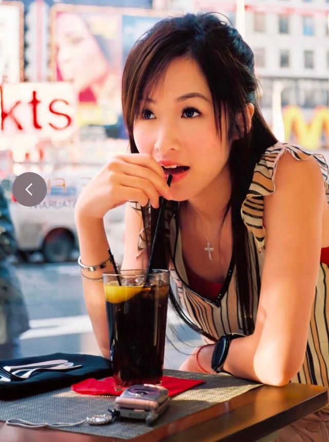 牡丹花下死！46岁"纵欲过度"的萧亚轩	，终是为自己行为买了单