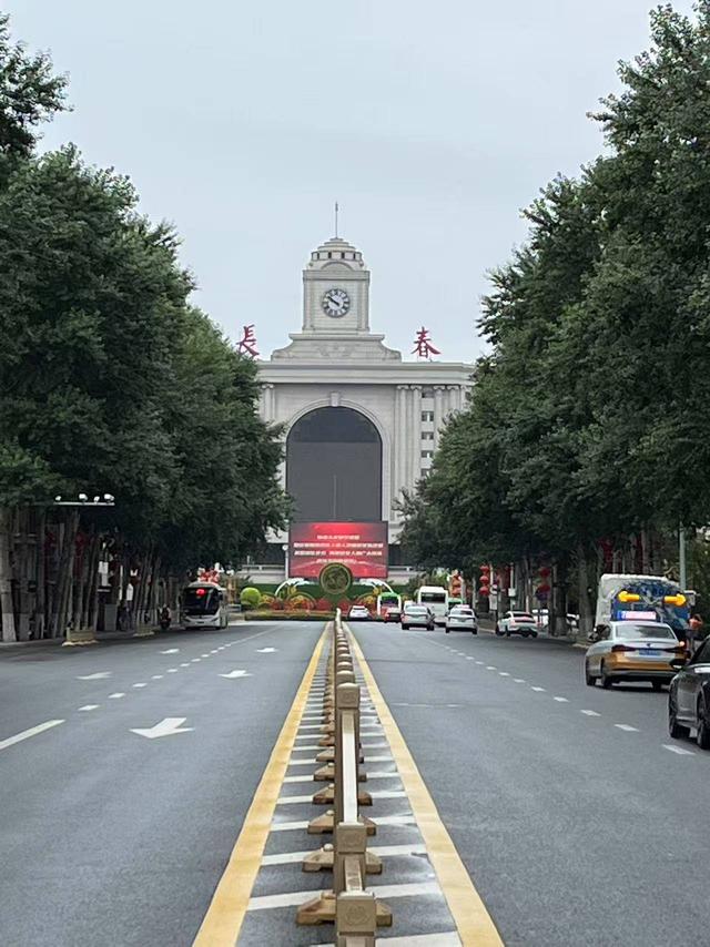 徒步长春 从西广场到南广场 寻找迷梦幻灭后的遗迹