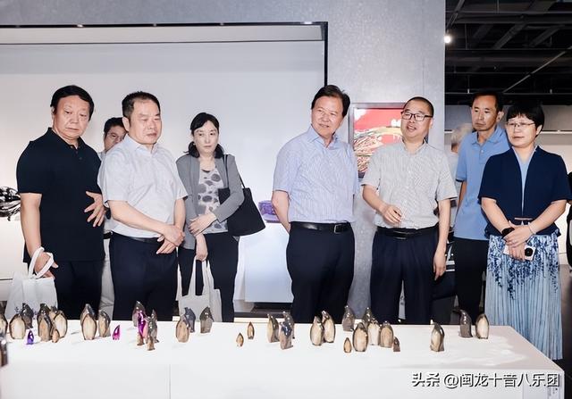 陈进林董事长出席中国花釉陶瓷艺术作品巡展北京站开幕式并致辞