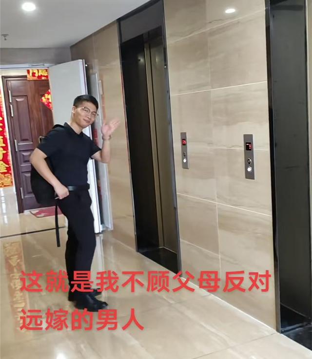 老公长得太帅，结婚11年女子依旧心动：单手转方向盘男友力满满