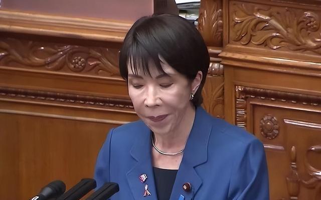 高市捅马蜂窝，中方算总账，2道通牒发往东京，日本高层紧急切割