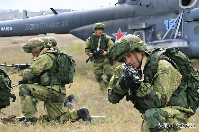 乌军力尽关山，反攻成“谎言”？三重绞杀下身陷危局，变困兽之斗