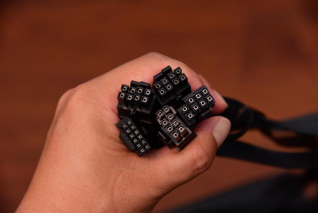 关公战秦琼！哪个游戏强？RX9070GRE和RTX5060TI对比实测！