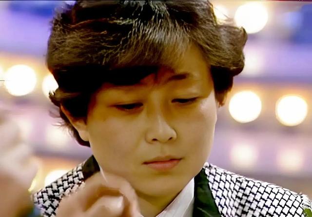 聂卫平逝世，安徽农村妇女泪洒痛悼	，感人至深	。