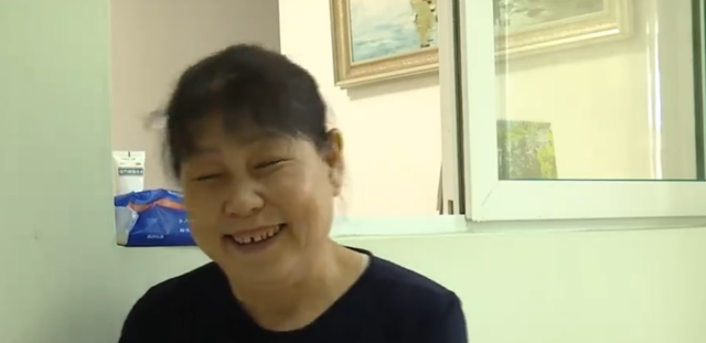 67岁孙大妈来相亲，你看她提个啥条件，这样的人品不常见了