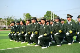 戎装少年展英姿！南京江北新区这场国防教育汇演气势如虹！图片