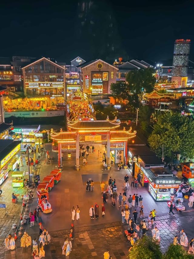 阳朔与荔浦银子岩哪个更推荐？两者都去过后，我的答案只有一个