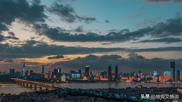 武汉凭啥与巴黎、威尼斯并肩？世界最美城市称号背后是座江湖史诗