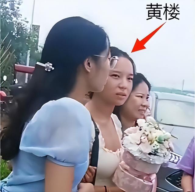 江西女孩寻亲后续！被曝刚出生就遭遗弃，证据曝光，难怪要回欧洲