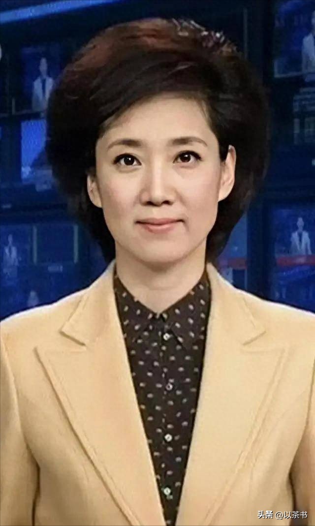 李修平近况：身材高挑资深美，结婚20年无儿女，专注事业不内耗