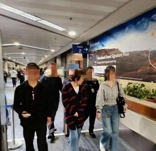 又揪出来一个大贪！金额高达9.7亿，首富夫人郝斌跨境外逃失败了