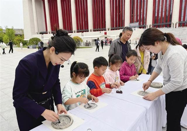 精彩纷呈 国庆假期呼和浩特十大最受欢迎文体活动燃爆全城
