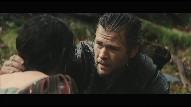 白雪公主化身战士，猎人取代王子成男主，这个版本你可能没看过！