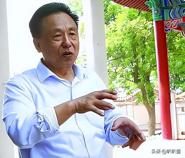包养10位情妇，睡觉翻牌生下11个私生子，76岁还在拼命生娃！