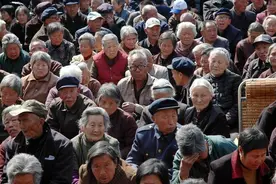医生提醒：冬天戴帽子像“暖瓶塞”，能防5种病！但3类人别戴图片