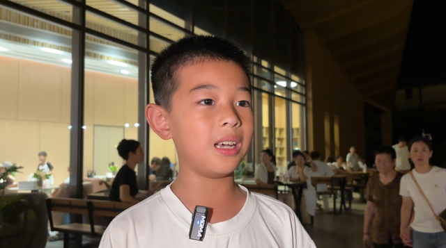 我县举办 “桔月中秋 花灯如梦”主题活动