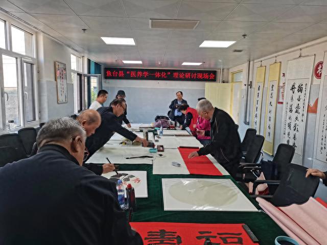 情满金秋迎重阳 文化养老暖人心
