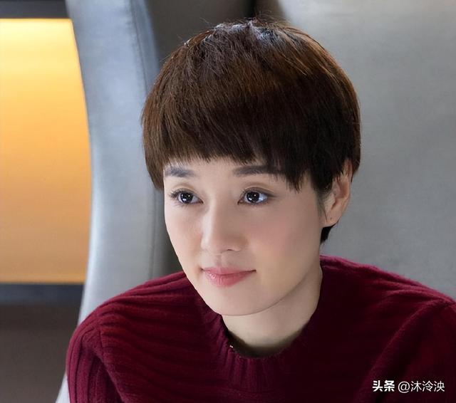朱媛媛去世才三个月，恶心一幕上演，辛柏青被撮合跟马伊琍在一起