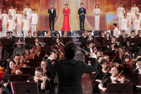 为何每年春晚，都选在晚上八点播出，看完终于明白了图片