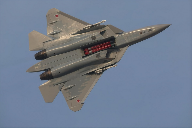 苏57卖出去了！俄方官宣已有2架交付神秘买家，歼35需抓紧了