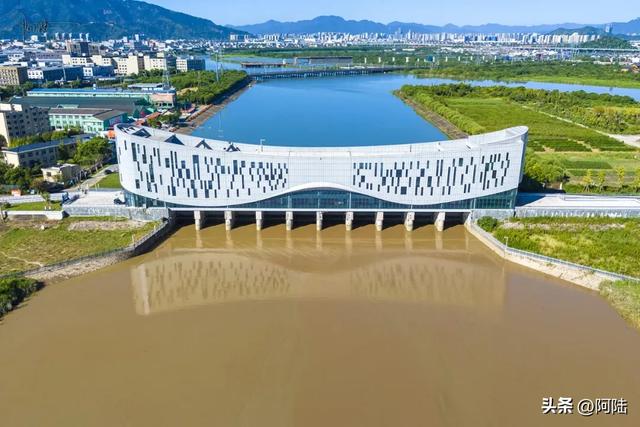台州新永宁江闸不仅帅气还很实用,今年七月刚启动过连续排涝模式
