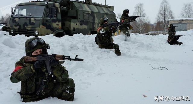 俄国深陷泥潭！普京祖传的“绝招”集体哑火，为何都成了战略桎梏