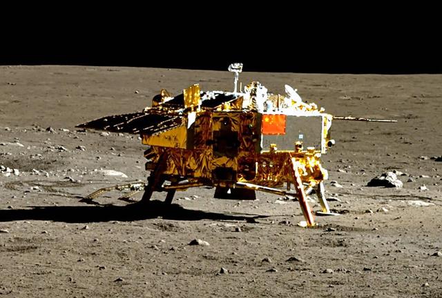 美国人高兴到庆祝！因为中国第一次主动联系，避免两国卫星相撞