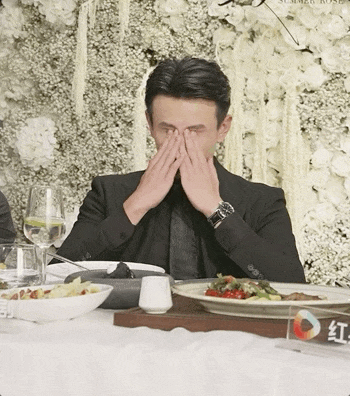 你俩不对劲，怎么戏外也这么好磕？原地结婚吧！