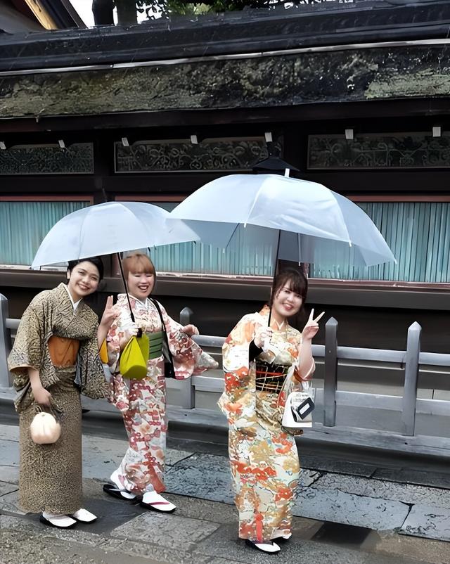 一个赴日旅游提醒，中国公民都懂了！这一轮，百姓很给力！